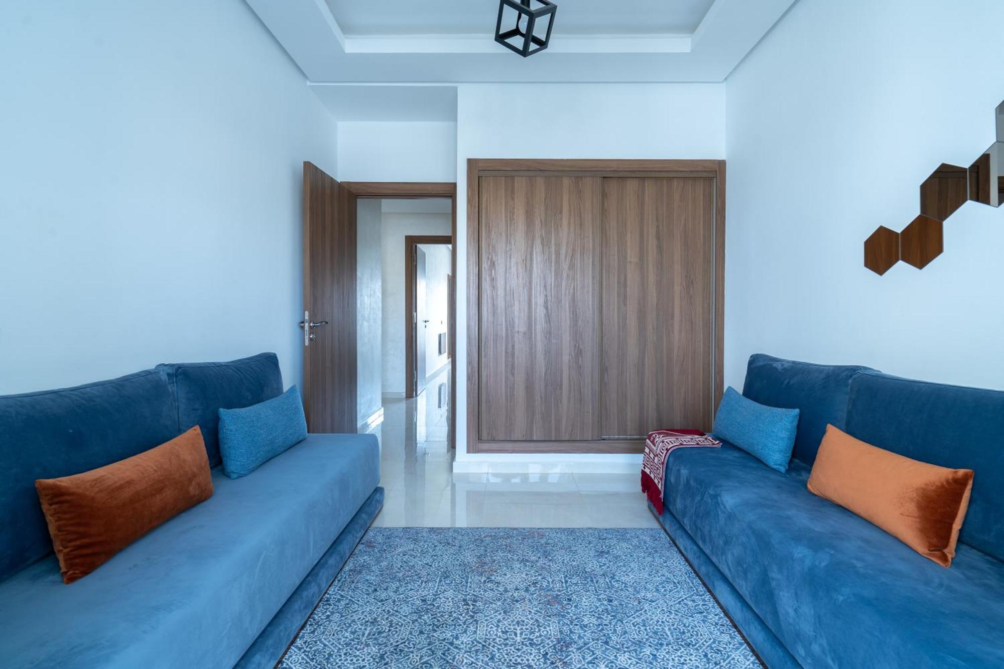 Apartment Charming Flat With Pool View Fast Wi-fi *