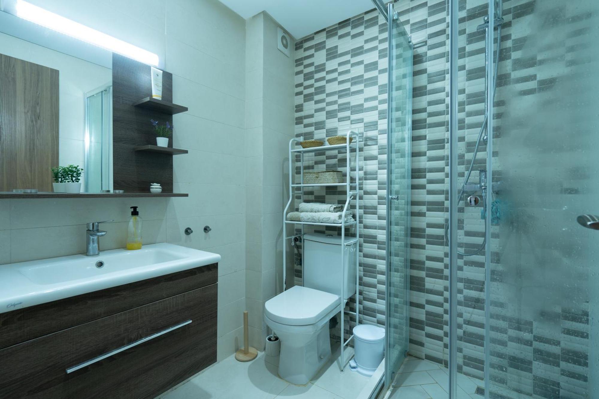 Apartment Charming Flat With Pool View Fast Wi-fi *