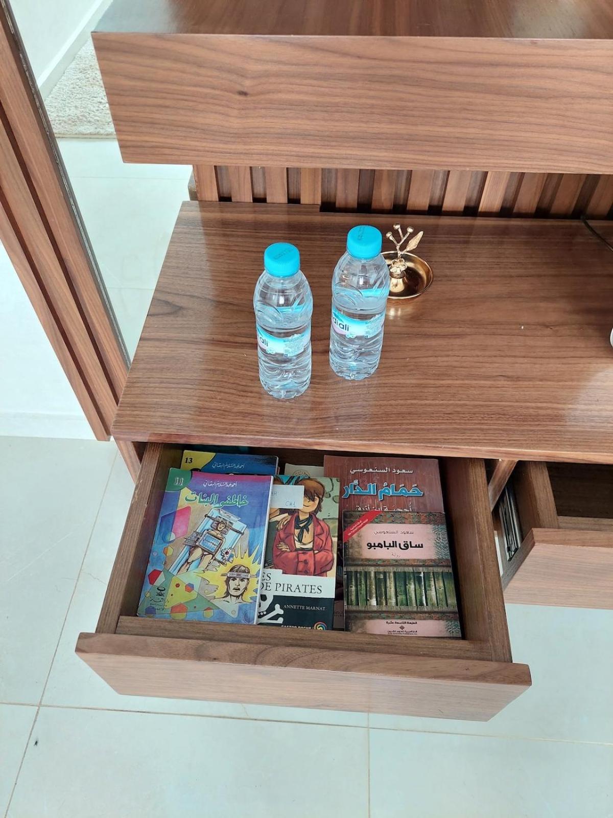 Charming Flat With Pool View Fast Wi-fi Apartment